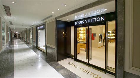 louis vuitton mumbai stores|taj mahal palace and tower.